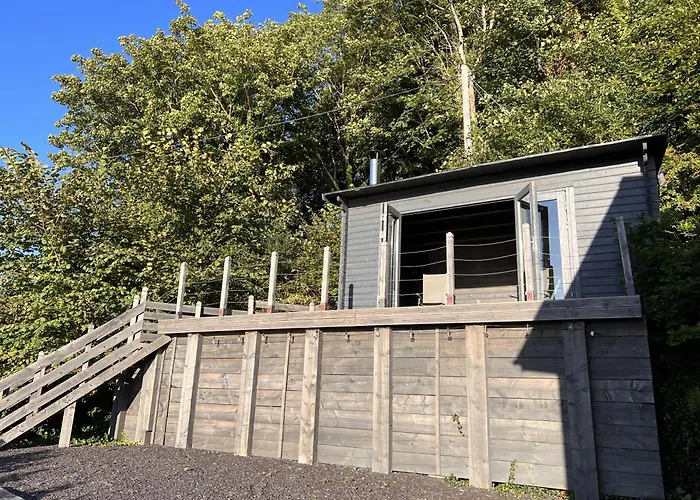 Dyfi Hideaway - Holiday Cottage Snowdonia - Stunning River & Valley Views - Ynyshir