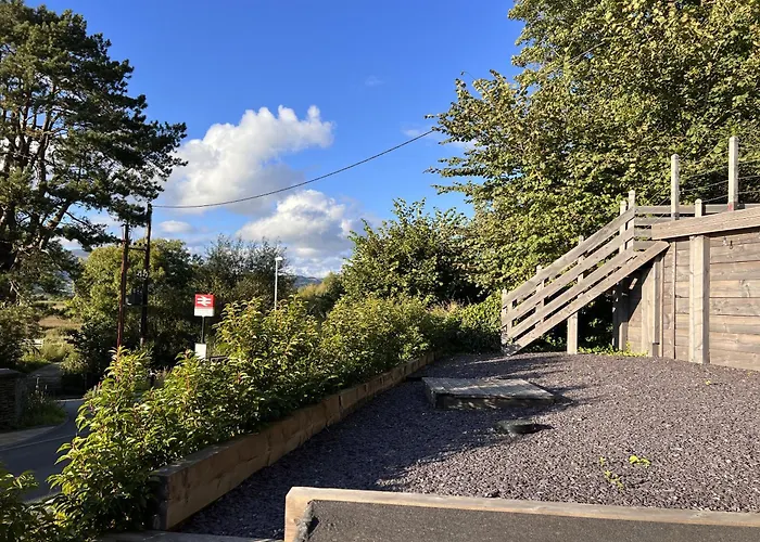 Dyfi Hideaway - Holiday Cottage Snowdonia - Stunning River & Valley Views - Ynyshir