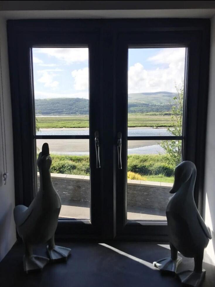 Dyfi Hideaway - Snowdonia - Stunning River & Valley Views - Ynyshir Holiday home