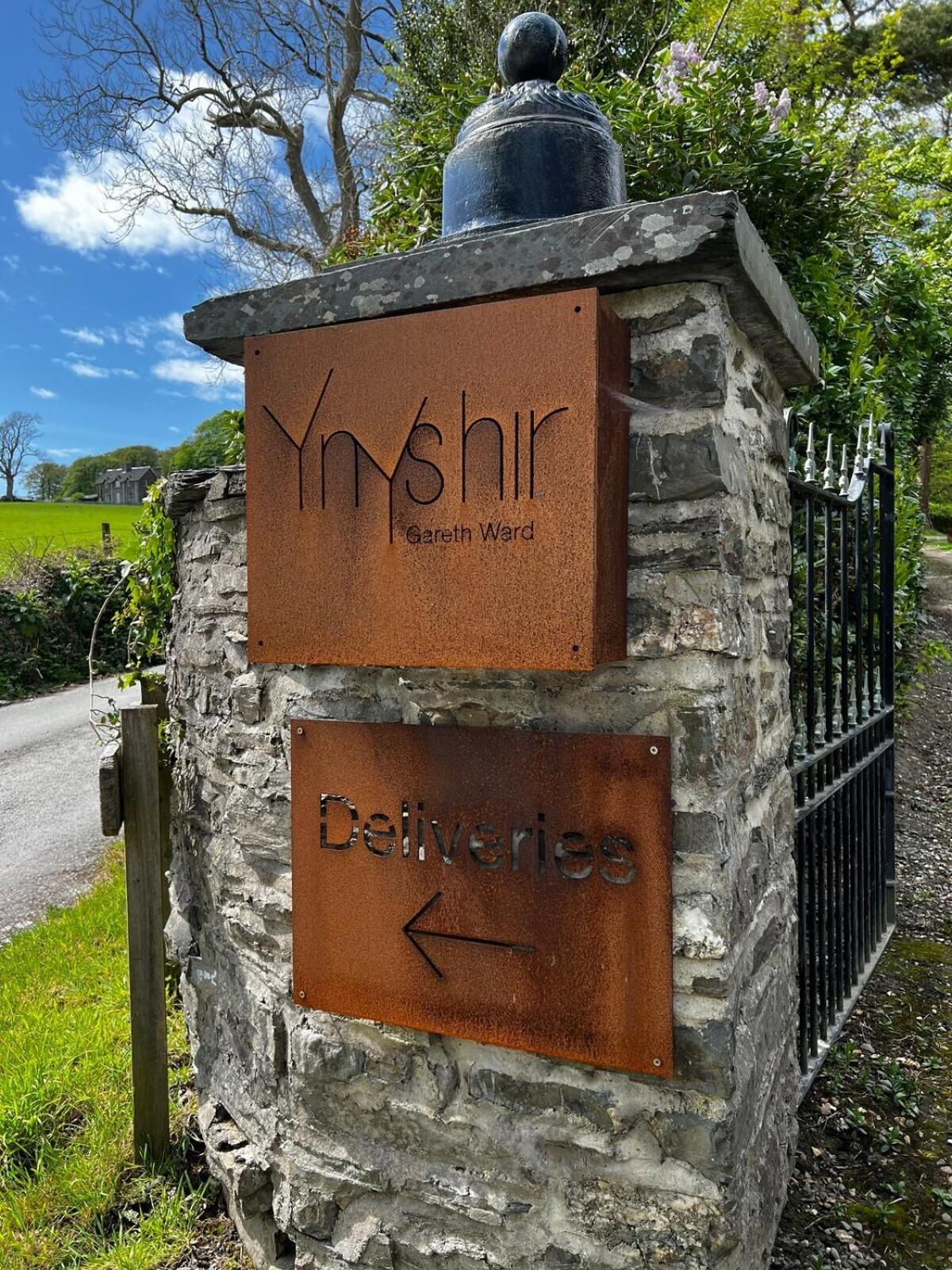 Dyfi Hideaway - Snowdonia - Stunning River & Valley Views - Ynyshir *